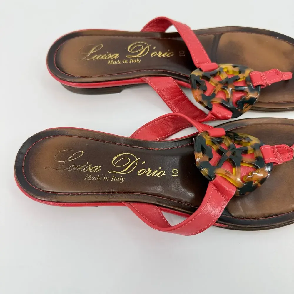 Luisa D'orio Size 10 Delicate Red Leather Thong Sandal Tortise Shell Medallion